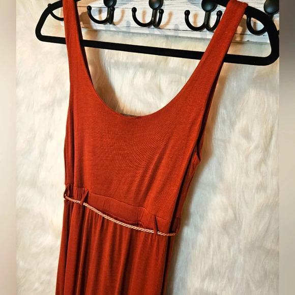 Seduction Roman Burnt Orange High-Low Dress w/ belt - Picture 5 of 6